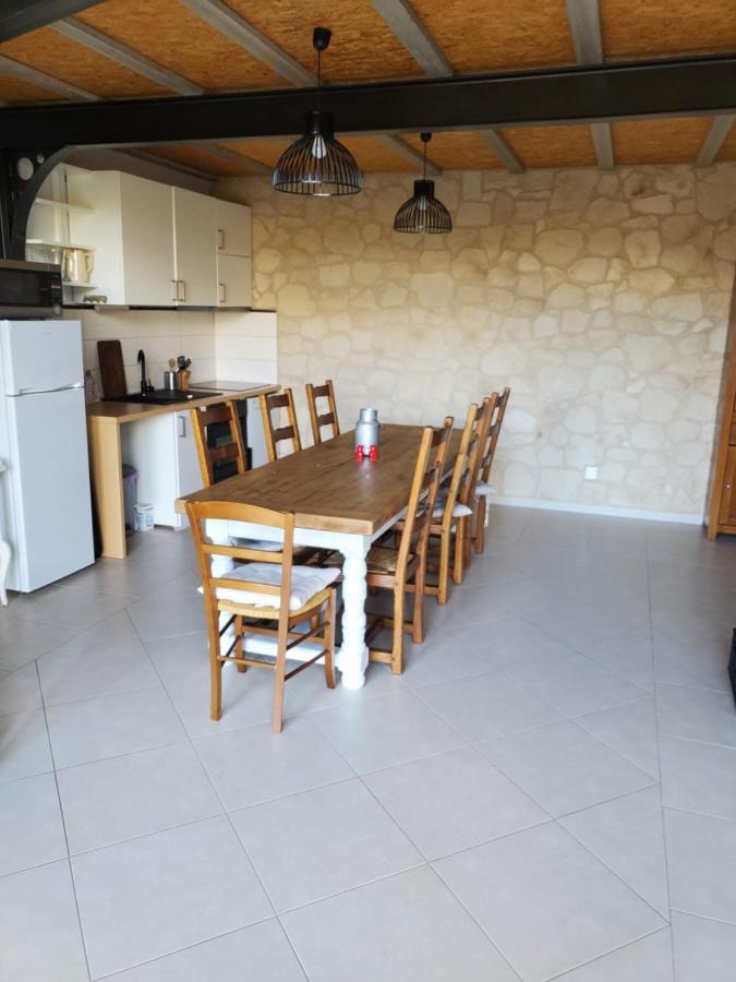 La Colongere Villa Reclesne Exterior photo